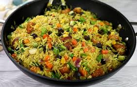 Fried Rice (Small)(2 Chickens, 1 Salad, 1 Drink)